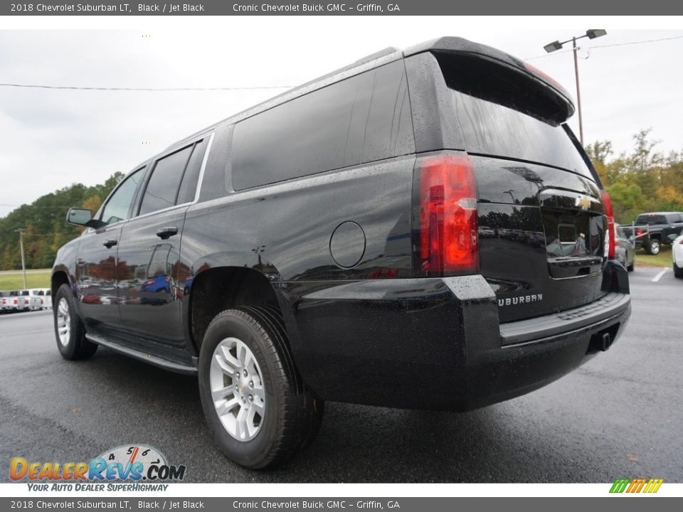 2018 Chevrolet Suburban LT Black / Jet Black Photo #10