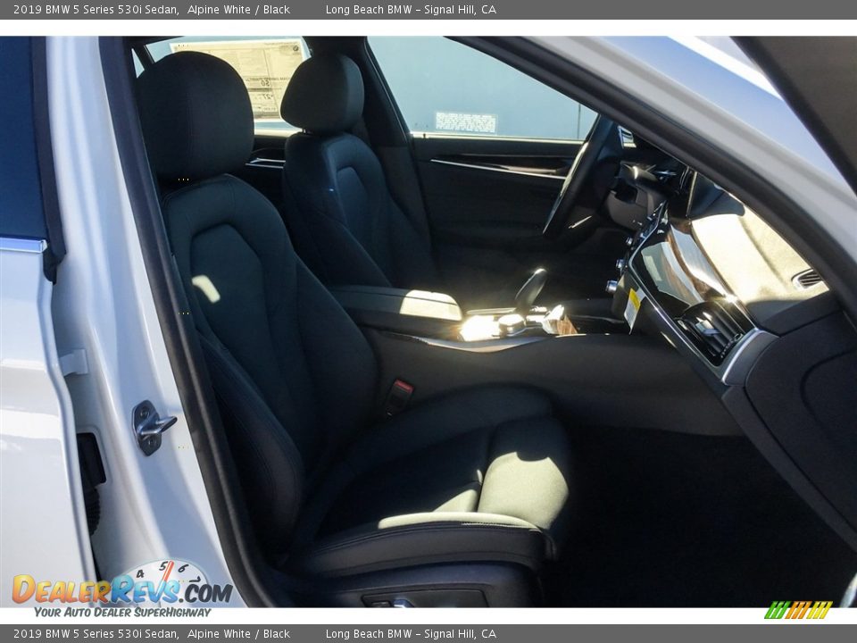 2019 BMW 5 Series 530i Sedan Alpine White / Black Photo #5