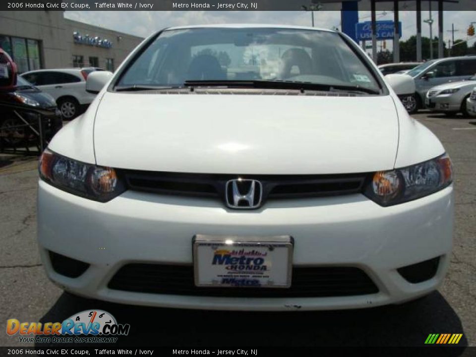 2006 Honda Civic EX Coupe Taffeta White / Ivory Photo #2