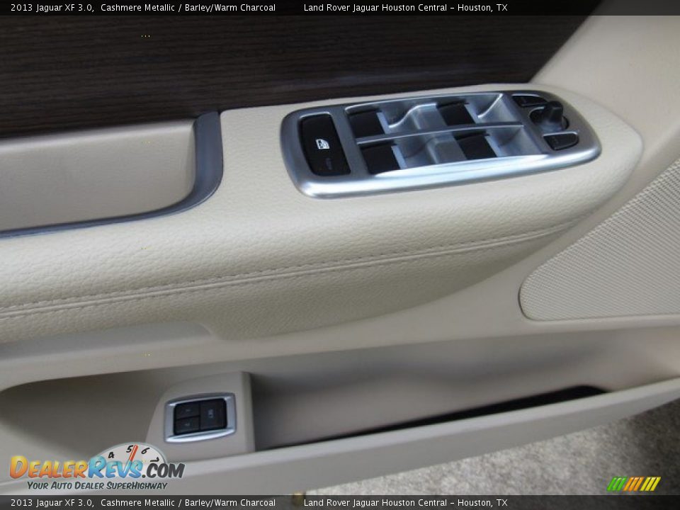2013 Jaguar XF 3.0 Cashmere Metallic / Barley/Warm Charcoal Photo #26