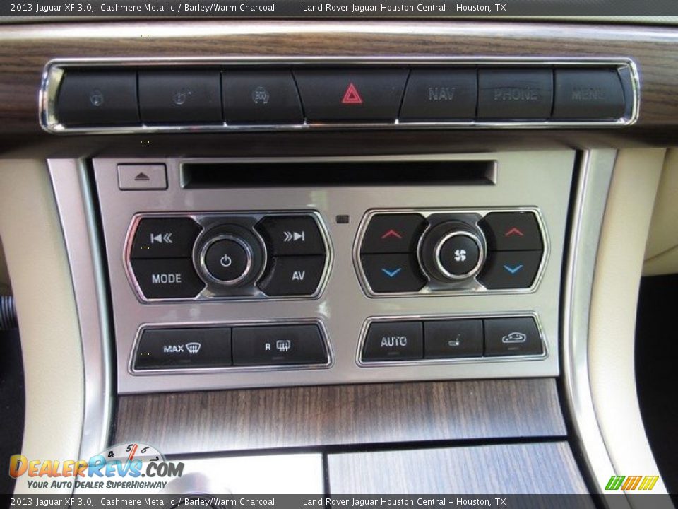 2013 Jaguar XF 3.0 Cashmere Metallic / Barley/Warm Charcoal Photo #35