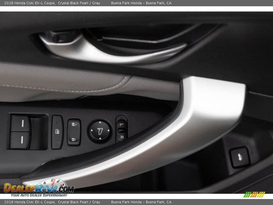 Controls of 2018 Honda Civic EX-L Coupe Photo #34