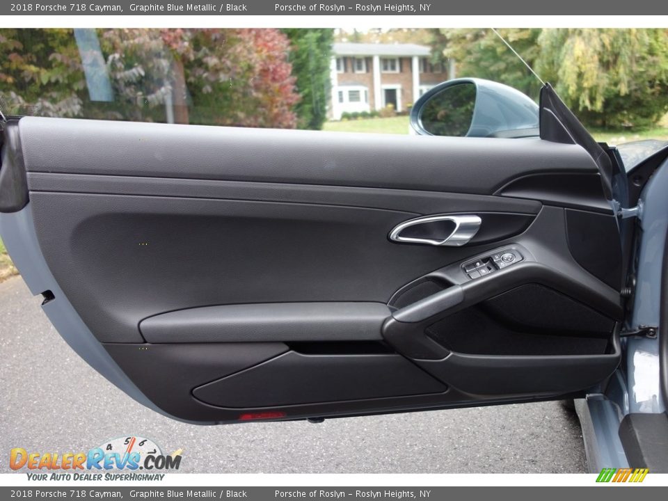 Door Panel of 2018 Porsche 718 Cayman  Photo #11