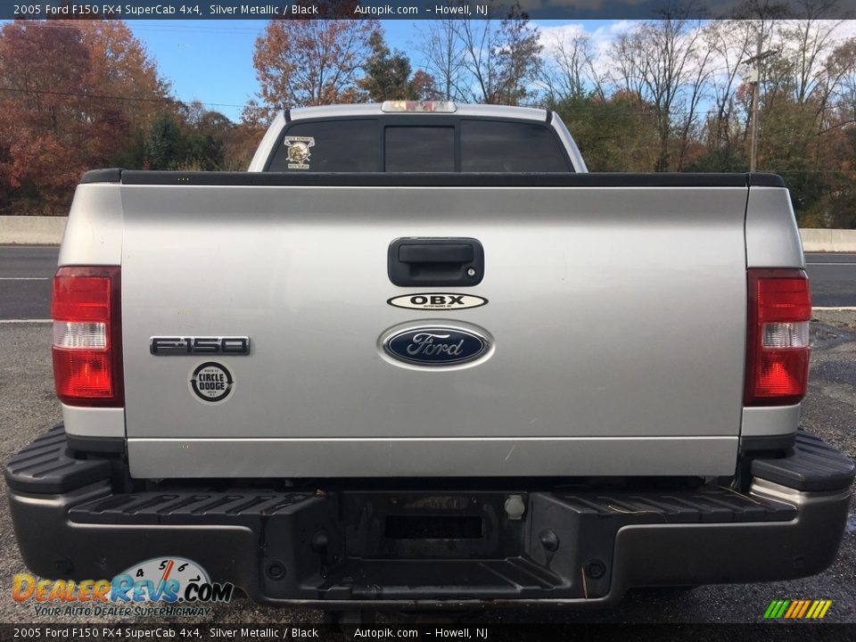 2005 Ford F150 FX4 SuperCab 4x4 Silver Metallic / Black Photo #4