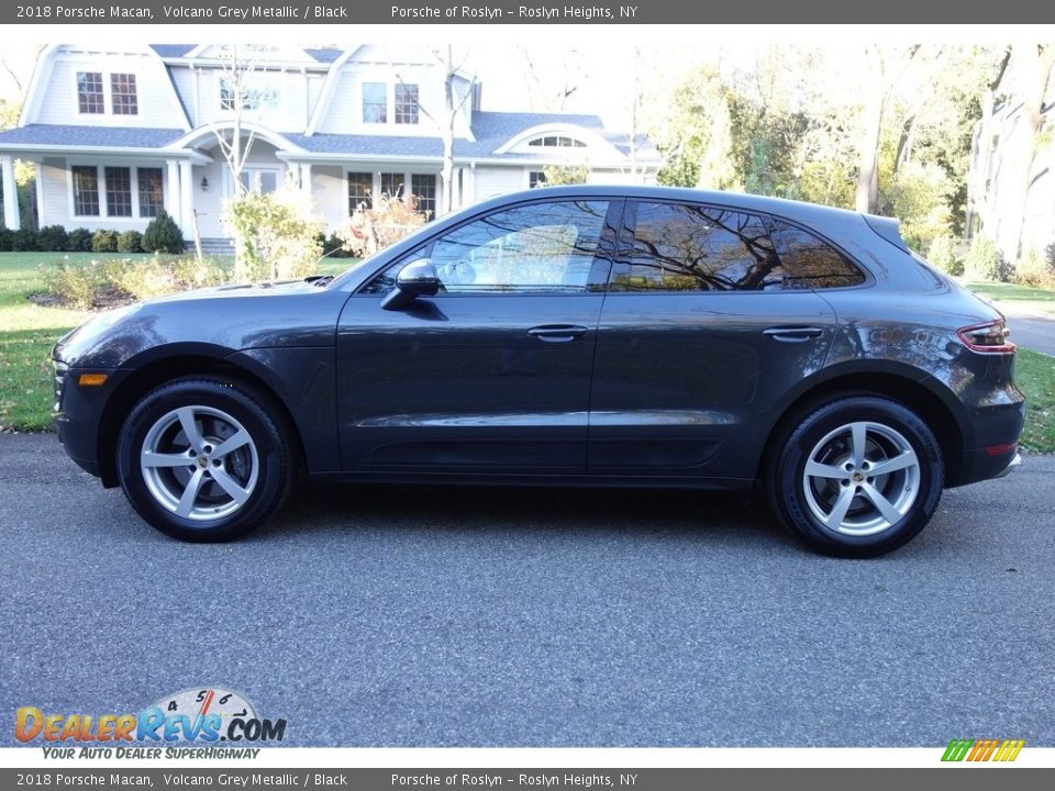 2018 Porsche Macan Volcano Grey Metallic / Black Photo #3