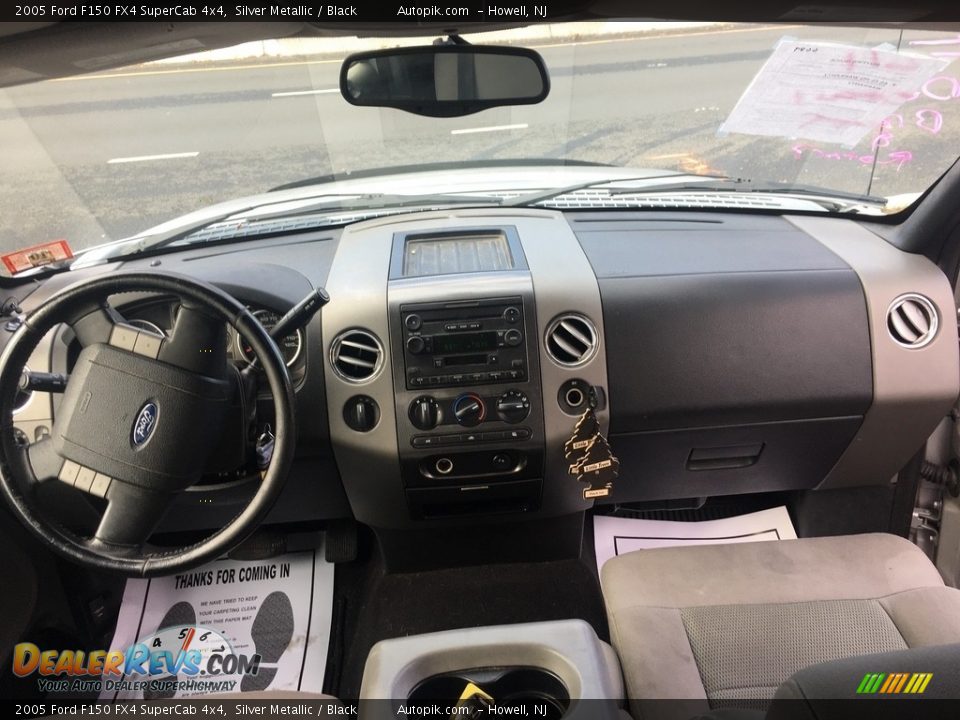 2005 Ford F150 FX4 SuperCab 4x4 Silver Metallic / Black Photo #14