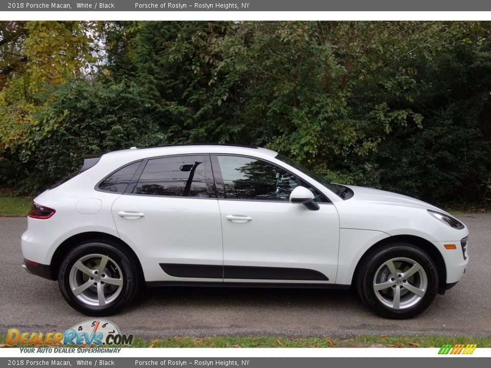 2018 Porsche Macan White / Black Photo #7