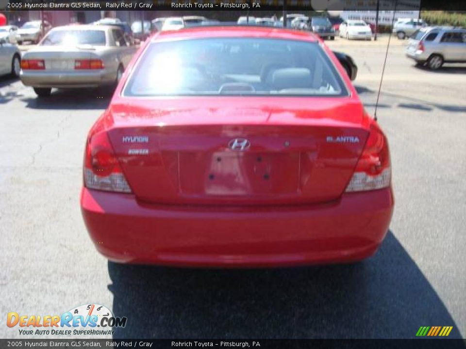 2005 Hyundai Elantra GLS Sedan Rally Red / Gray Photo #3