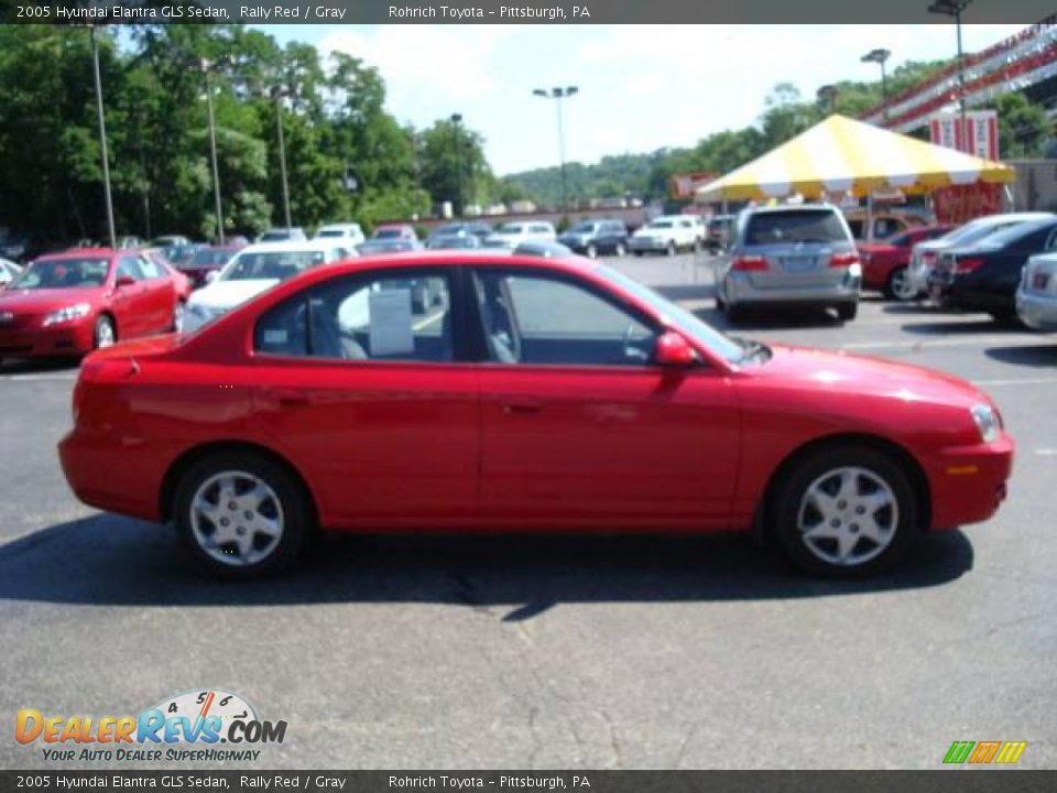 2005 Hyundai Elantra GLS Sedan Rally Red / Gray Photo #5