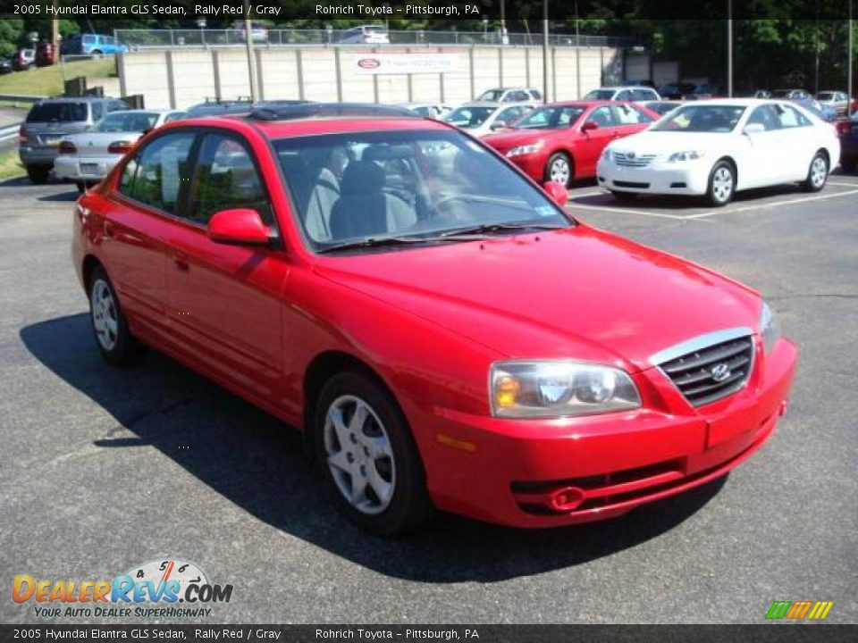 2005 Hyundai Elantra GLS Sedan Rally Red / Gray Photo #6