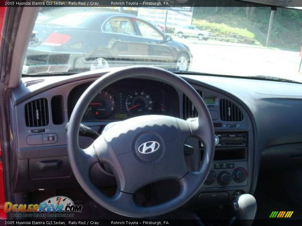 2005 Hyundai Elantra GLS Sedan Rally Red / Gray Photo #12