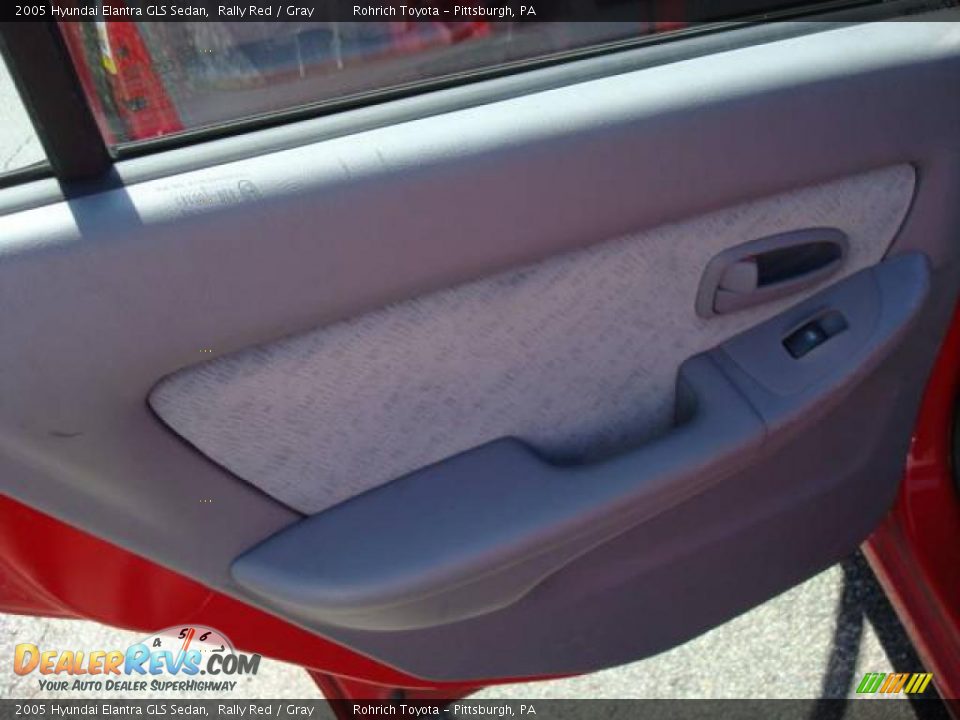 2005 Hyundai Elantra GLS Sedan Rally Red / Gray Photo #13
