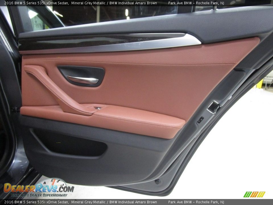 2016 BMW 5 Series 535i xDrive Sedan Mineral Grey Metallic / BMW Individual Amaro Brown Photo #16