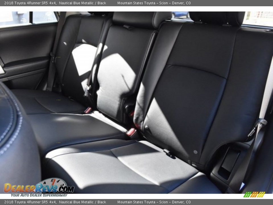 2018 Toyota 4Runner SR5 4x4 Nautical Blue Metallic / Black Photo #16