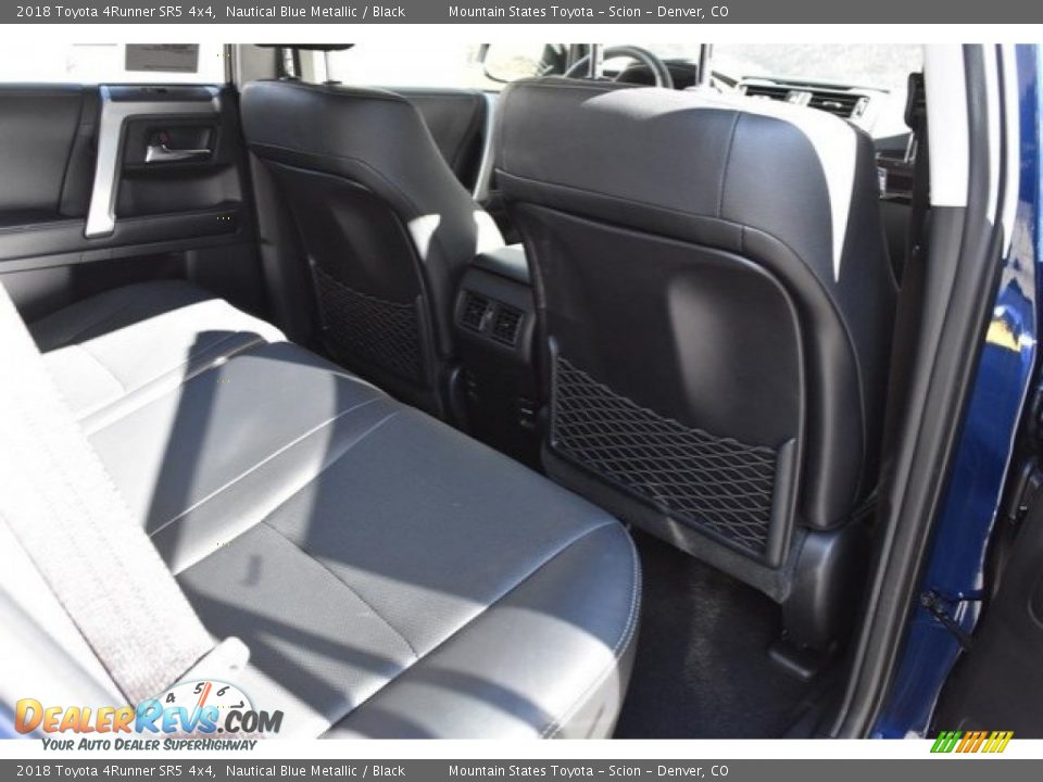 2018 Toyota 4Runner SR5 4x4 Nautical Blue Metallic / Black Photo #17