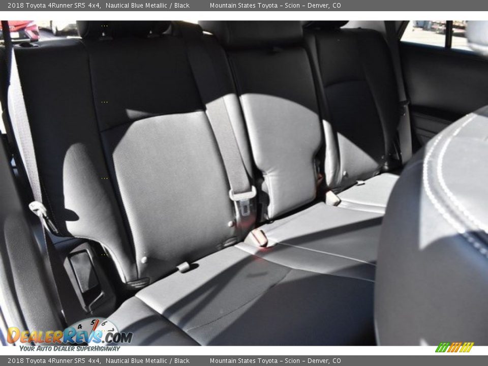 2018 Toyota 4Runner SR5 4x4 Nautical Blue Metallic / Black Photo #19