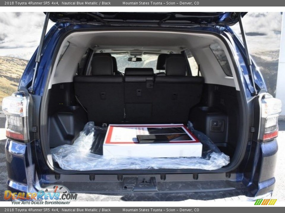 2018 Toyota 4Runner SR5 4x4 Nautical Blue Metallic / Black Photo #31