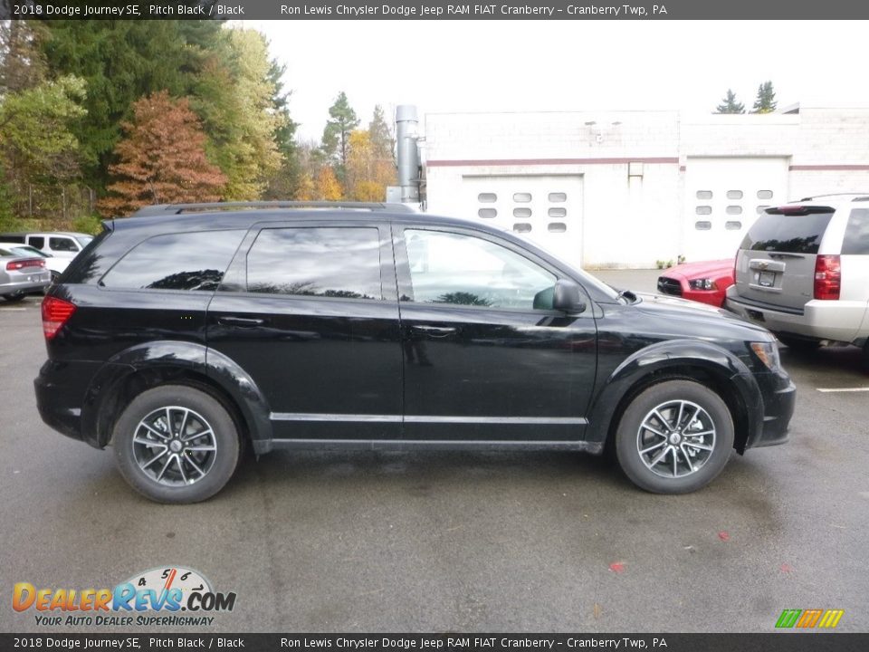 2018 Dodge Journey SE Pitch Black / Black Photo #6
