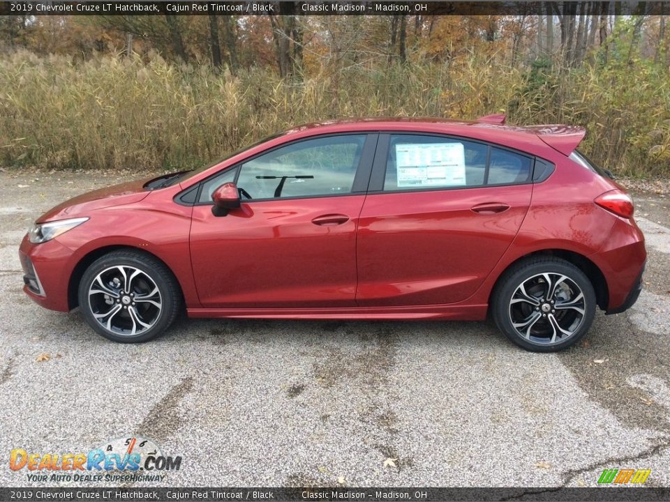 Cajun Red Tintcoat 2019 Chevrolet Cruze LT Hatchback Photo #3