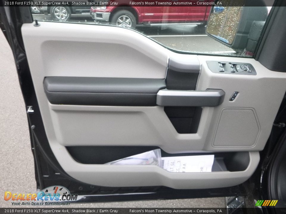 2018 Ford F150 XLT SuperCrew 4x4 Shadow Black / Earth Gray Photo #10