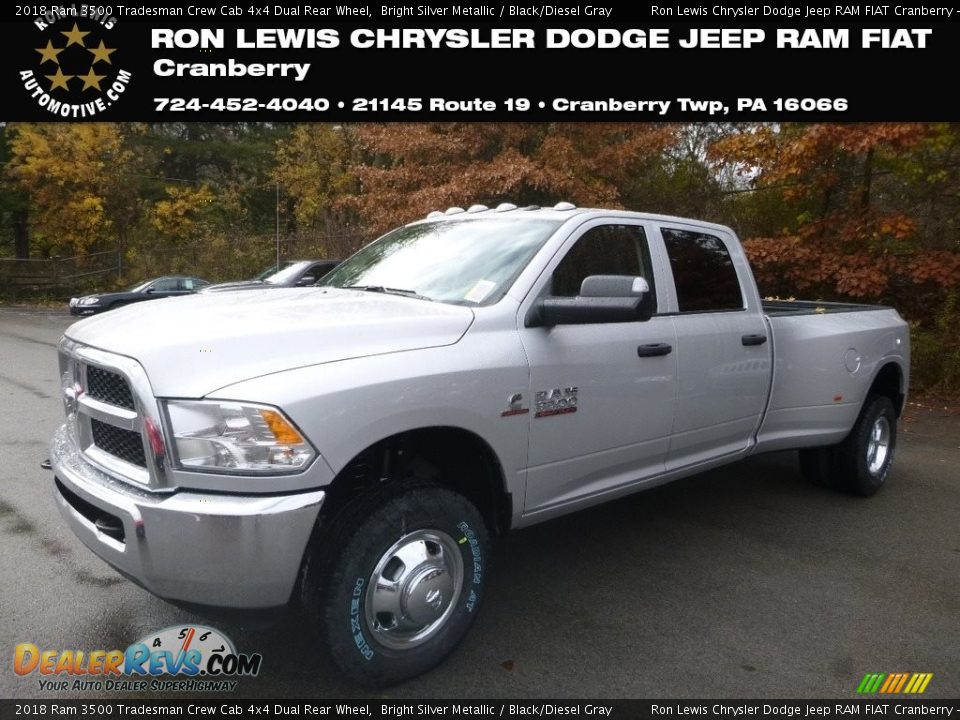 2018 Ram 3500 Tradesman Crew Cab 4x4 Dual Rear Wheel Bright Silver Metallic / Black/Diesel Gray Photo #1