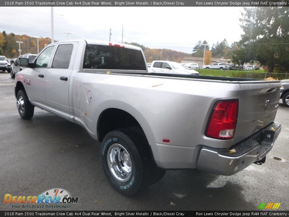 2018 Ram 3500 Tradesman Crew Cab 4x4 Dual Rear Wheel Bright Silver Metallic / Black/Diesel Gray Photo #3