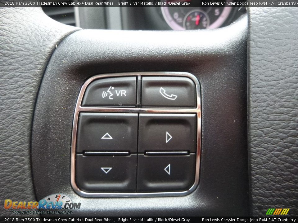 2018 Ram 3500 Tradesman Crew Cab 4x4 Dual Rear Wheel Bright Silver Metallic / Black/Diesel Gray Photo #20