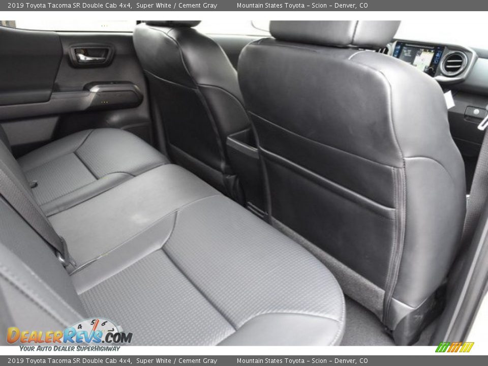 2019 Toyota Tacoma SR Double Cab 4x4 Super White / Cement Gray Photo #17