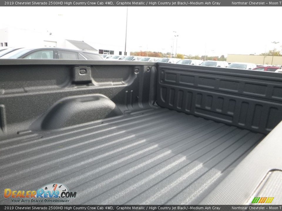 2019 Chevrolet Silverado 2500HD High Country Crew Cab 4WD Graphite Metallic / High Country Jet Black/­Medium Ash Gray Photo #11