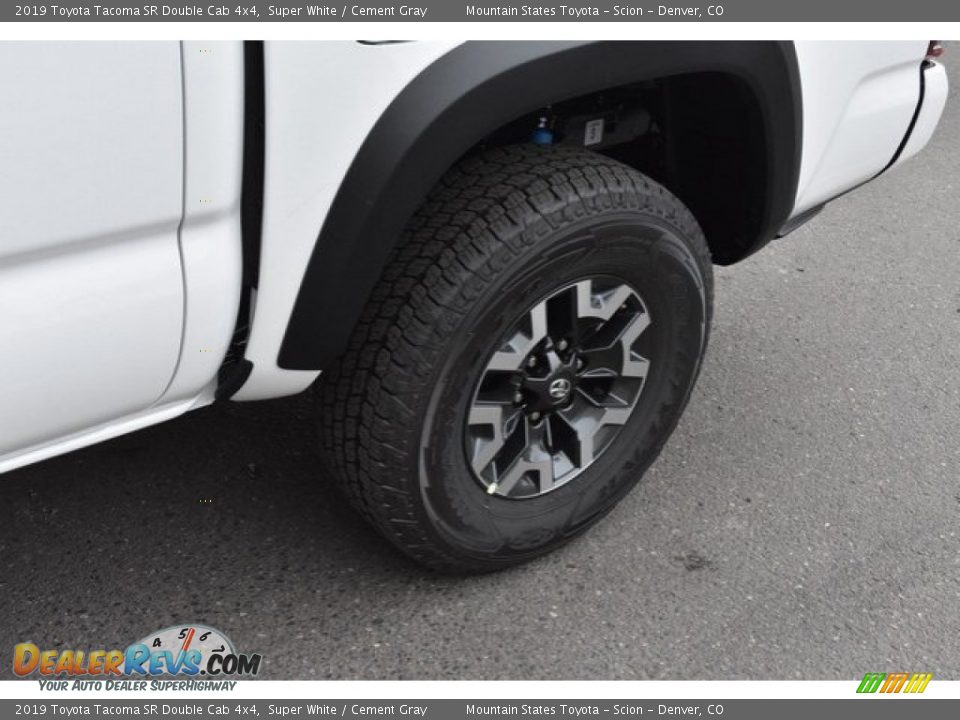 2019 Toyota Tacoma SR Double Cab 4x4 Super White / Cement Gray Photo #33