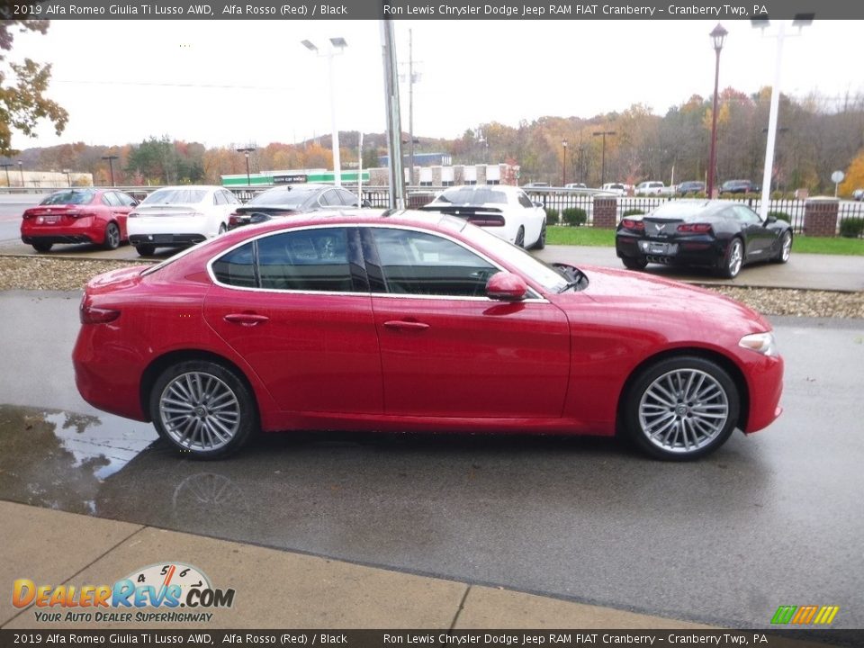 2019 Alfa Romeo Giulia Ti Lusso AWD Alfa Rosso (Red) / Black Photo #9