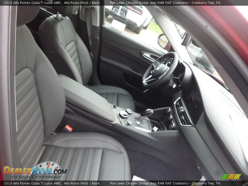 2019 Alfa Romeo Giulia Ti Lusso AWD Alfa Rosso (Red) / Black Photo #14