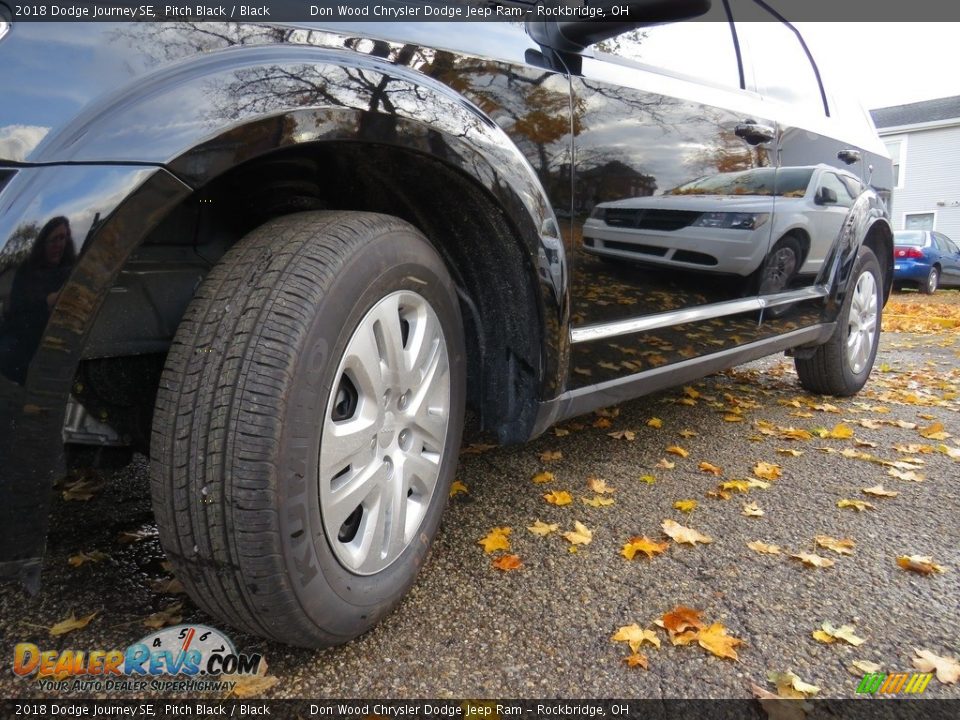 2018 Dodge Journey SE Pitch Black / Black Photo #9