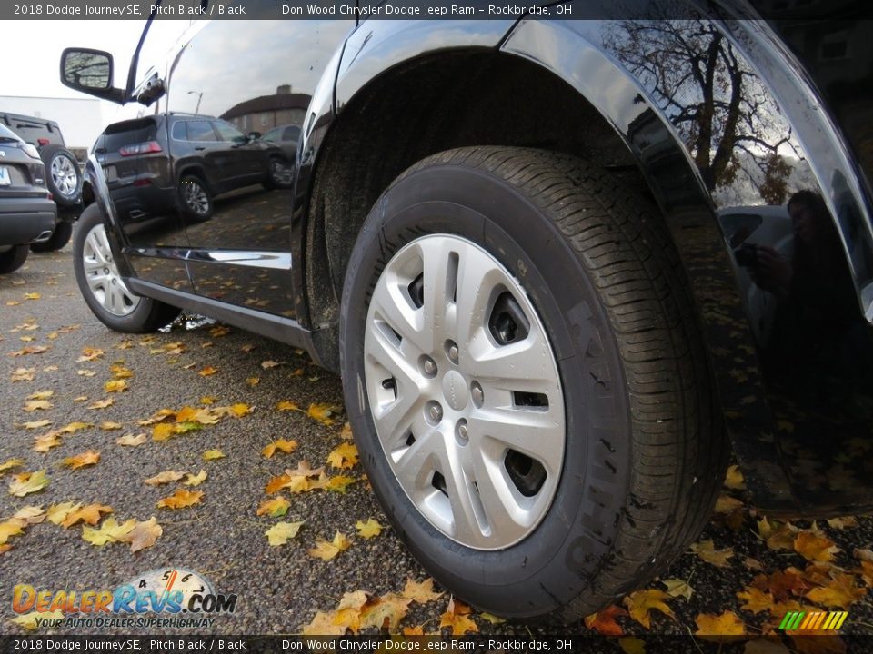 2018 Dodge Journey SE Pitch Black / Black Photo #10