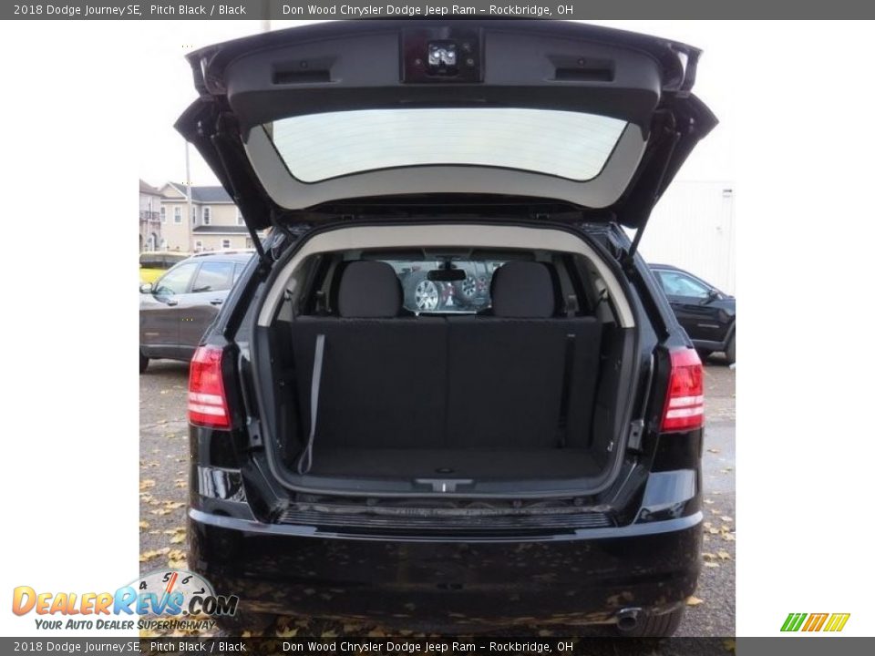 2018 Dodge Journey SE Pitch Black / Black Photo #13