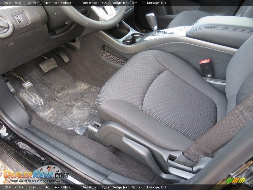 2018 Dodge Journey SE Pitch Black / Black Photo #18