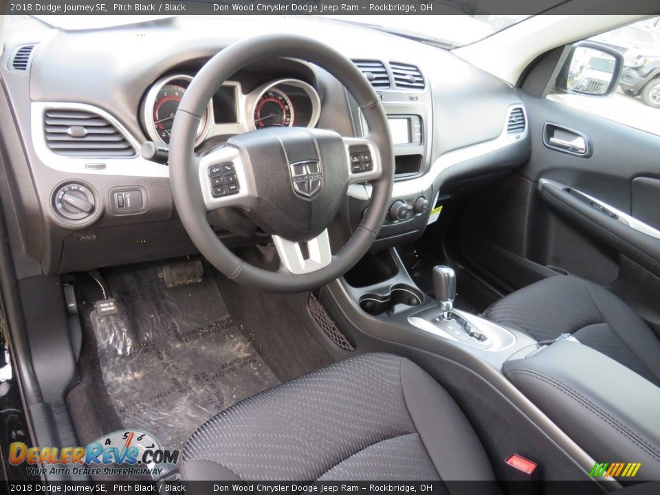 2018 Dodge Journey SE Pitch Black / Black Photo #19