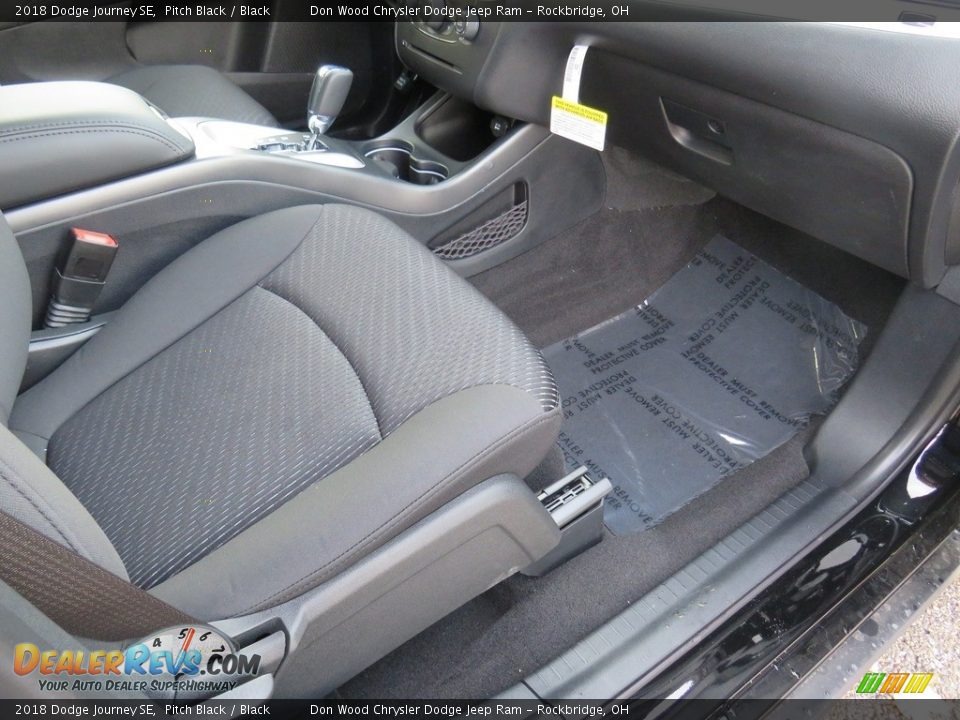 2018 Dodge Journey SE Pitch Black / Black Photo #26