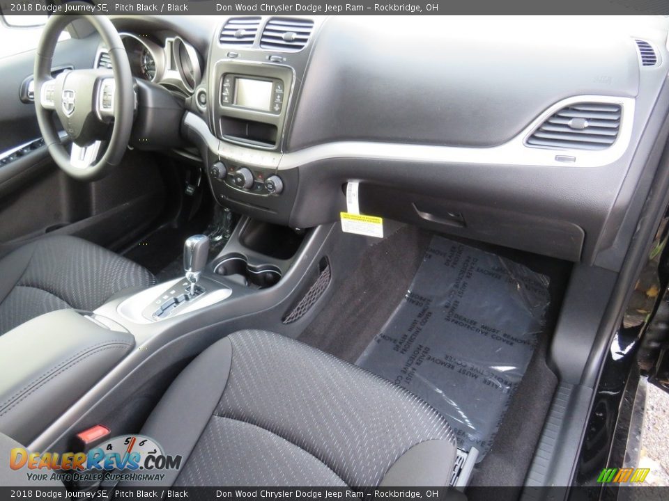 2018 Dodge Journey SE Pitch Black / Black Photo #27