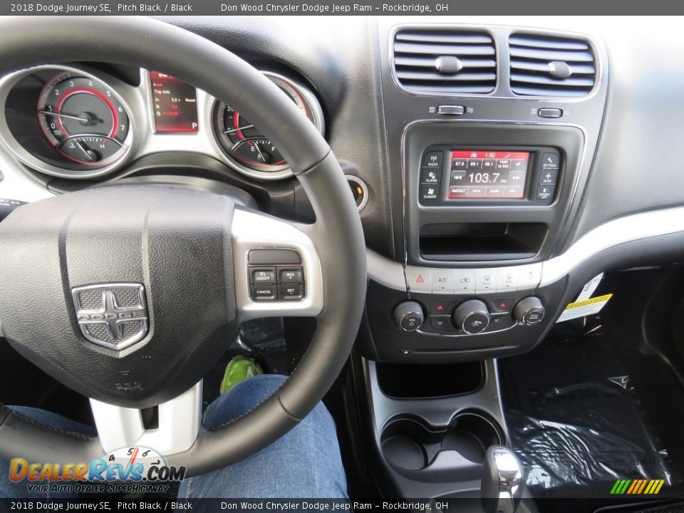 2018 Dodge Journey SE Pitch Black / Black Photo #30