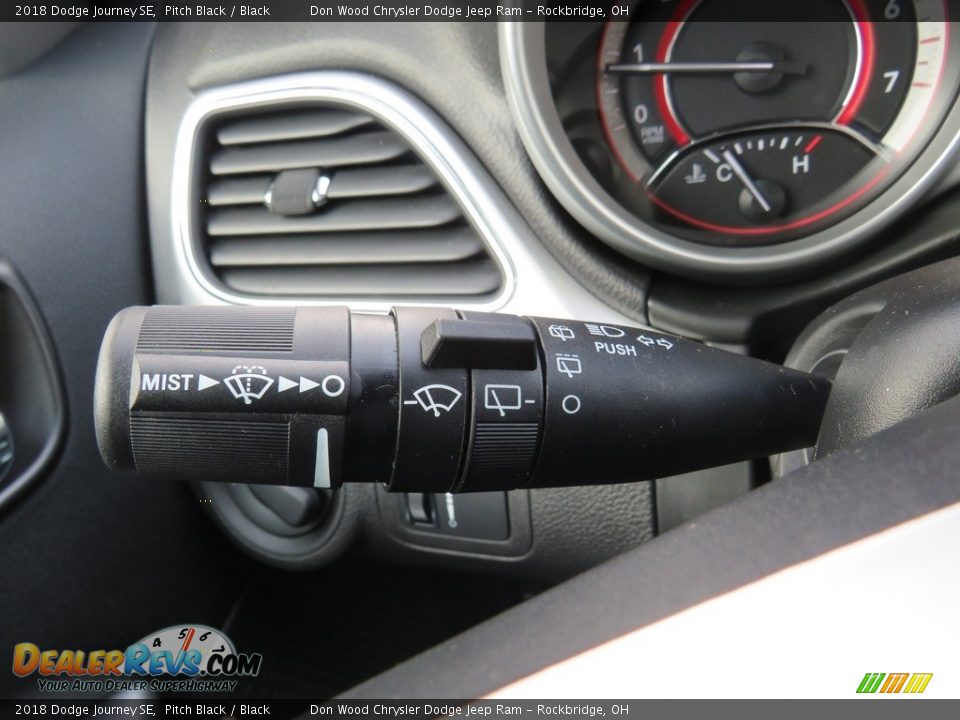 2018 Dodge Journey SE Pitch Black / Black Photo #34