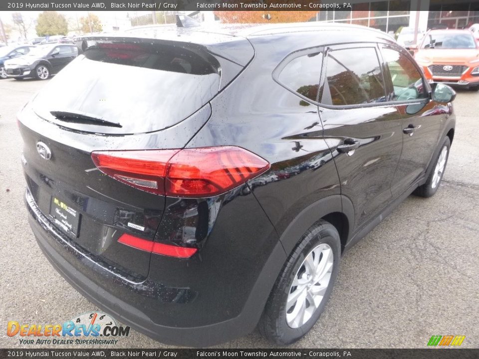 2019 Hyundai Tucson Value AWD Black Noir Pearl / Gray Photo #2