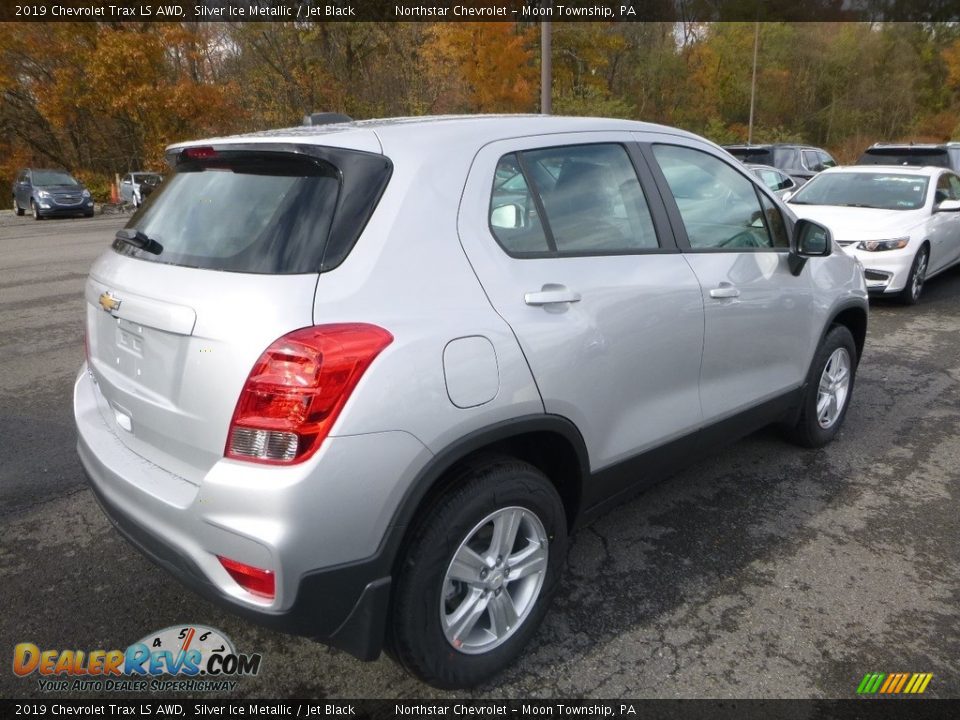 2019 Chevrolet Trax LS AWD Silver Ice Metallic / Jet Black Photo #5
