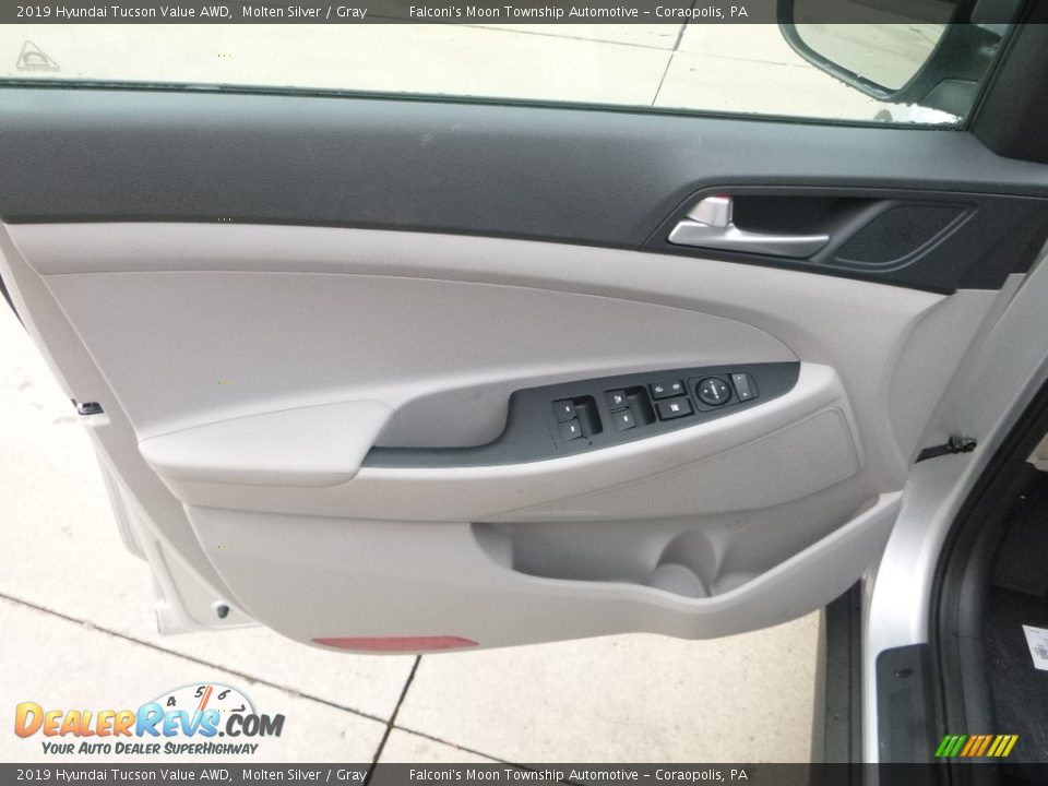 Door Panel of 2019 Hyundai Tucson Value AWD Photo #10