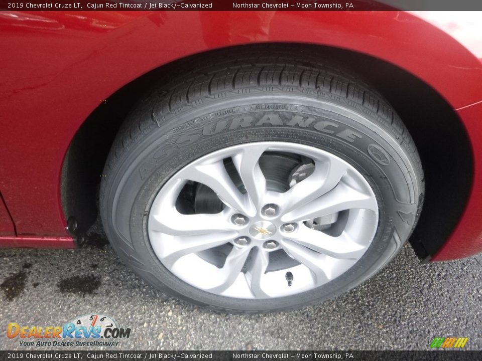 2019 Chevrolet Cruze LT Cajun Red Tintcoat / Jet Black/­Galvanized Photo #9