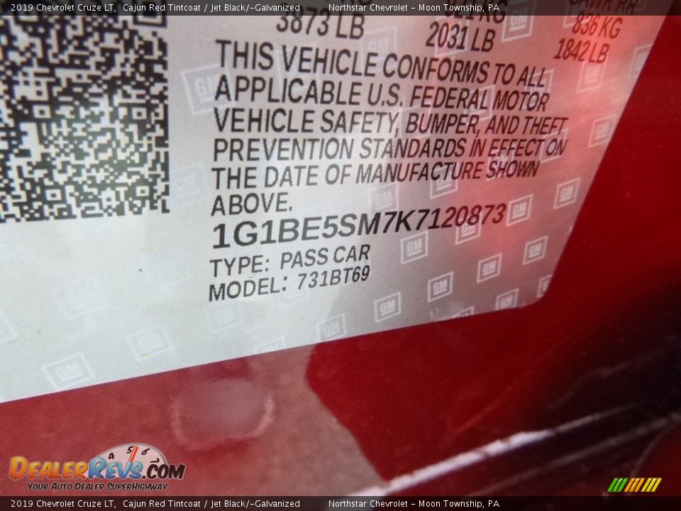 2019 Chevrolet Cruze LT Cajun Red Tintcoat / Jet Black/­Galvanized Photo #17