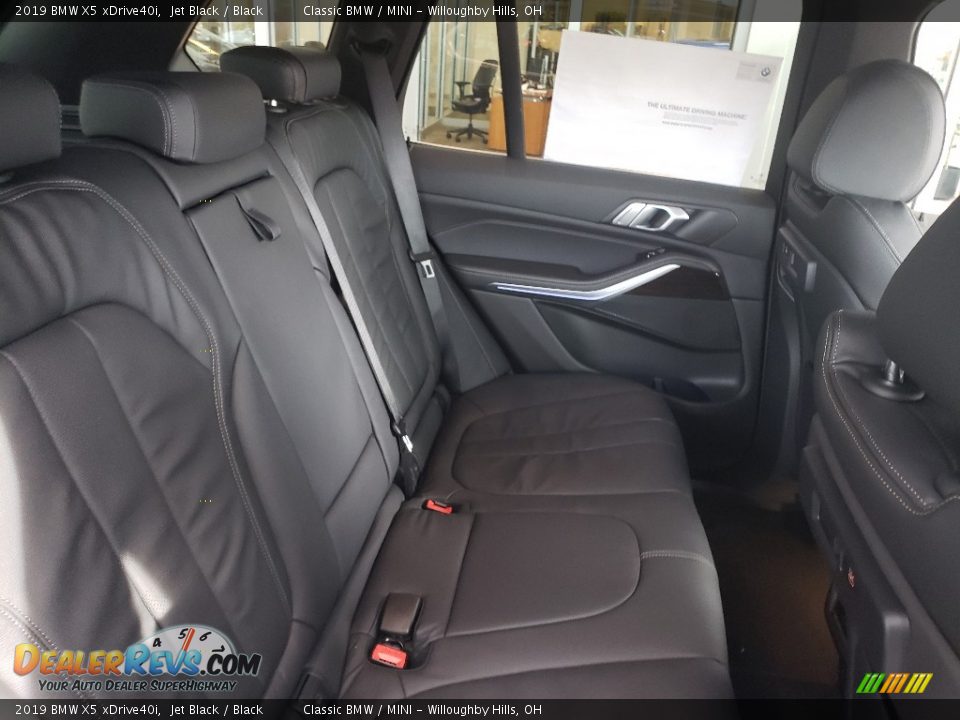 Rear Seat of 2019 BMW X5 xDrive40i Photo #6