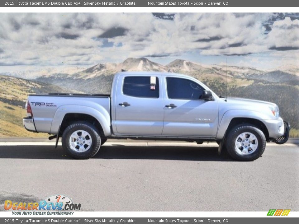 2015 Toyota Tacoma V6 Double Cab 4x4 Silver Sky Metallic / Graphite Photo #2