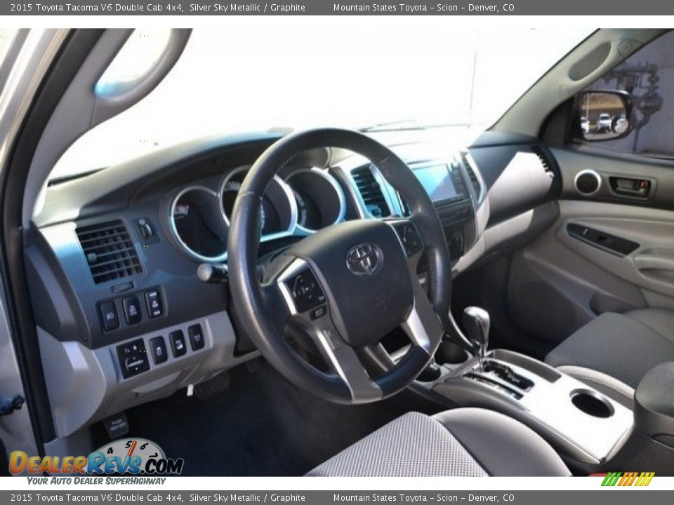2015 Toyota Tacoma V6 Double Cab 4x4 Silver Sky Metallic / Graphite Photo #10