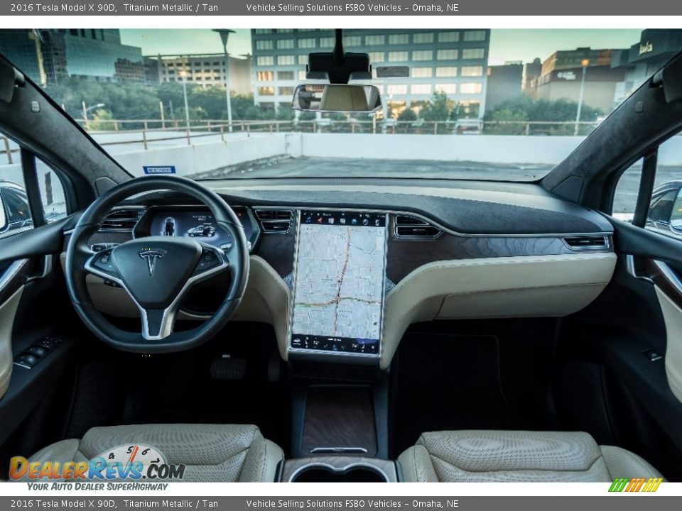 Dashboard of 2016 Tesla Model X 90D Photo #3